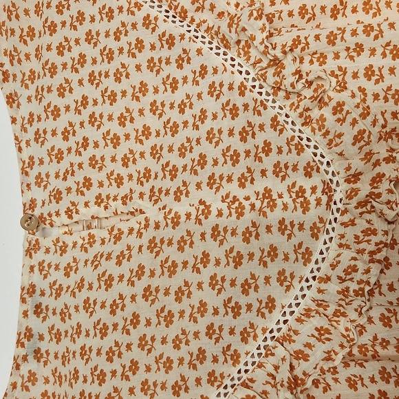 Ruffle-Yoke Prairie Peasant Modest Top in Cutout Blooms Size XL - Picture 9 of 11